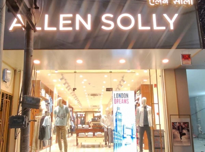 Allen Solly opens store in Tier IV City, Maharajganj, UP